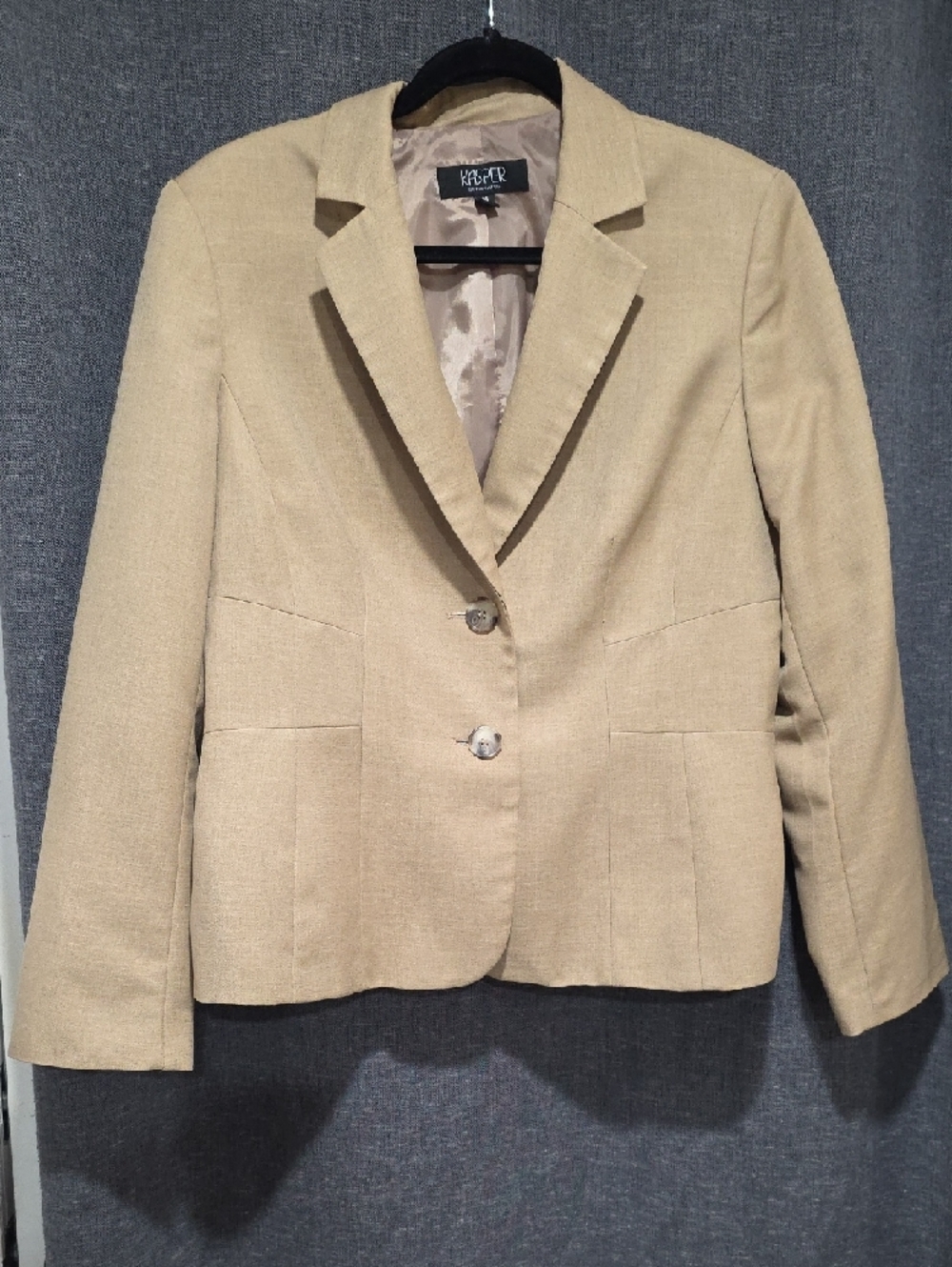 Kasper Women's Light Beige Notch Lapel Blazer - Picture 2 of 4